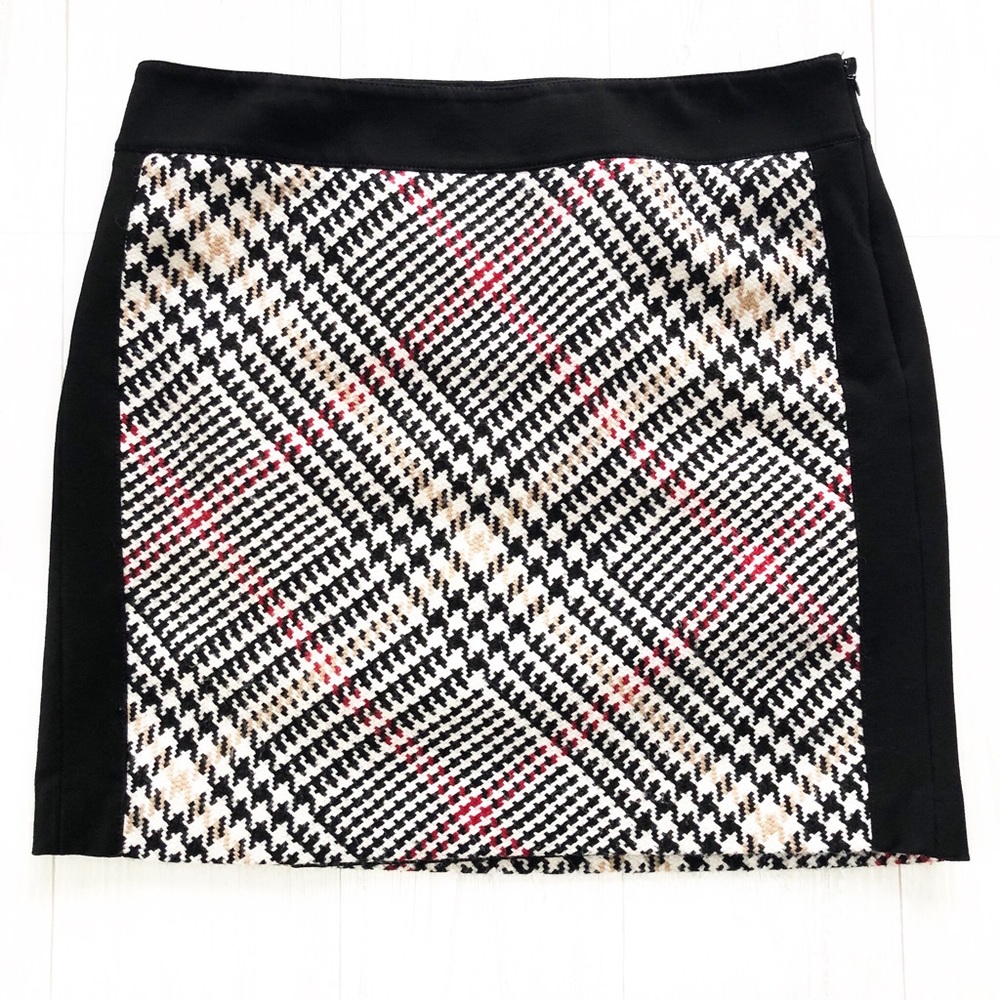 White House Black Market Black Plaid Tweed Mini Skirt with Red and Tan Accents